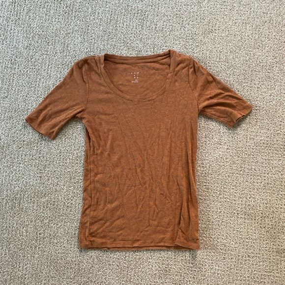 5 FOR $10 DEAL //  Soft Brown Tee - Picture 1 of 3